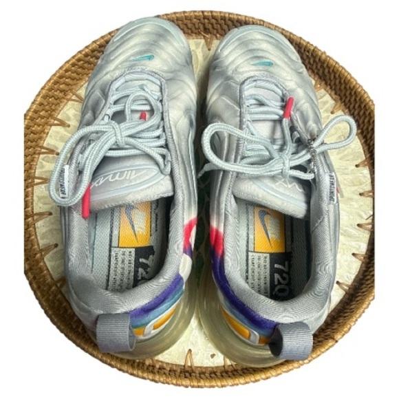 Nike Air Max 720 Silver with Multicolor Accents Men\'s Size 9.5 main image 5